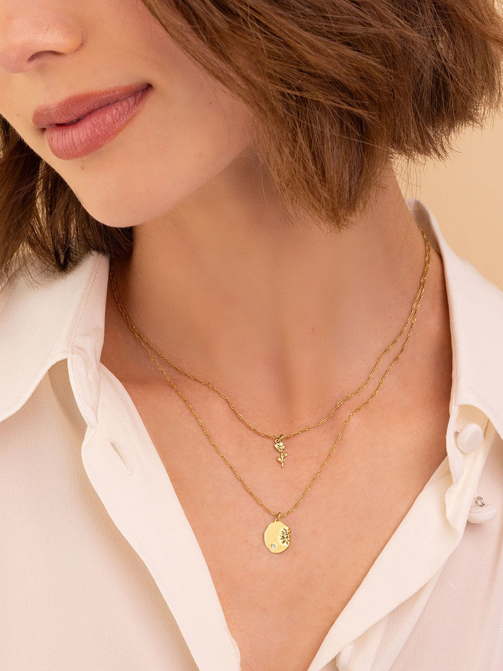 Elisajewels June Rose and April Daisy Birthflower Pendant Necklace