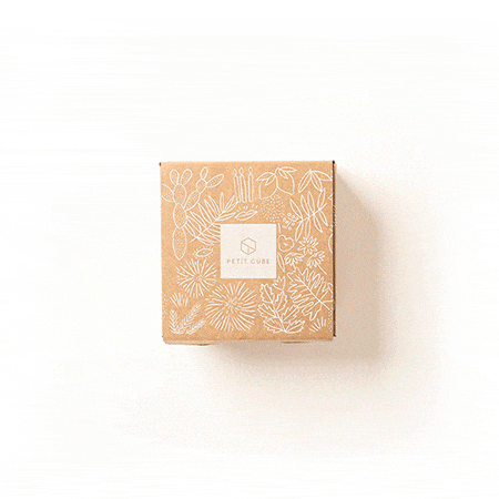 Idée cadeau ouverture colis bougie personnalisée